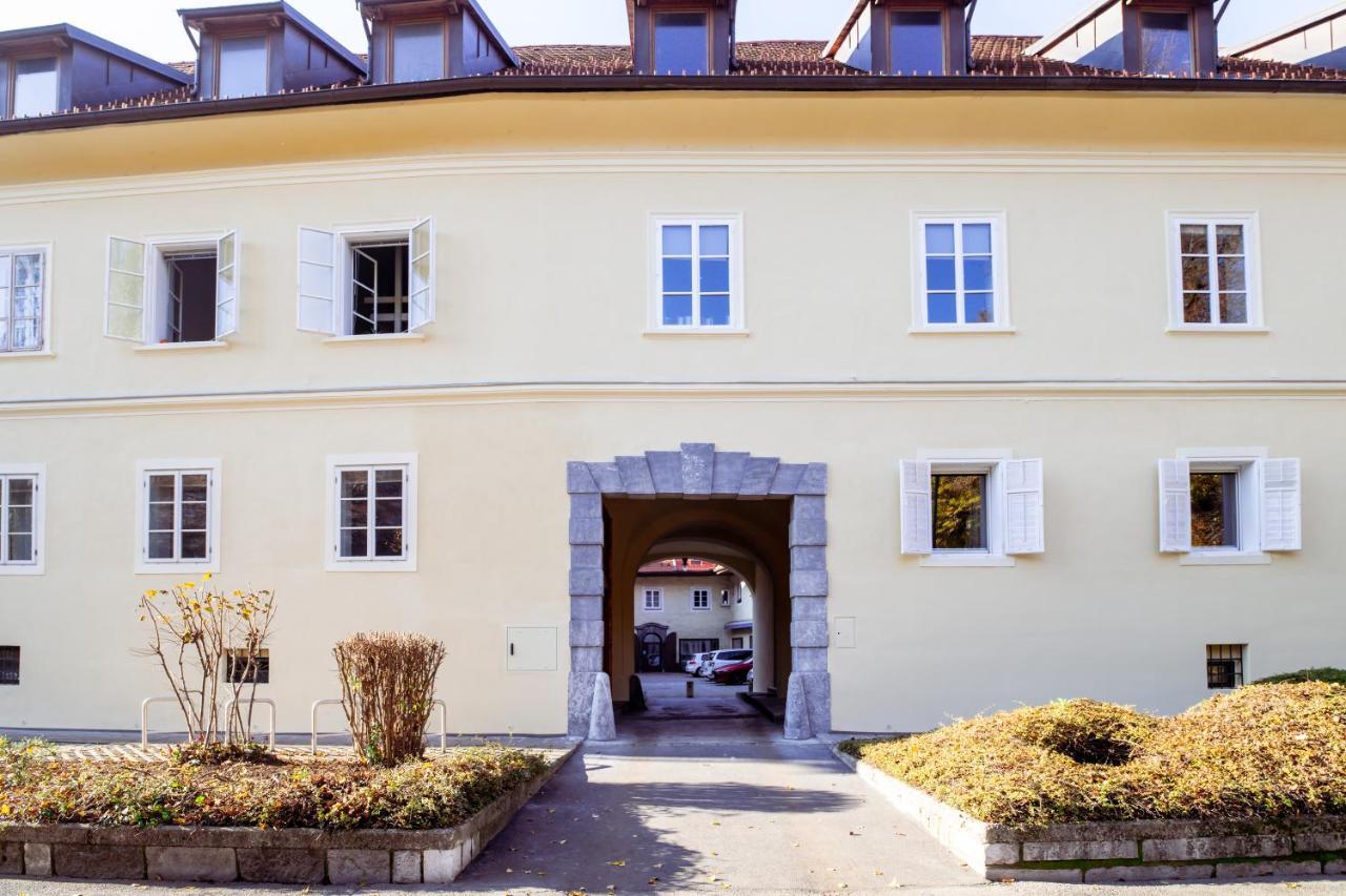 Central Living Vegova-With Parking Laibach Exterior foto